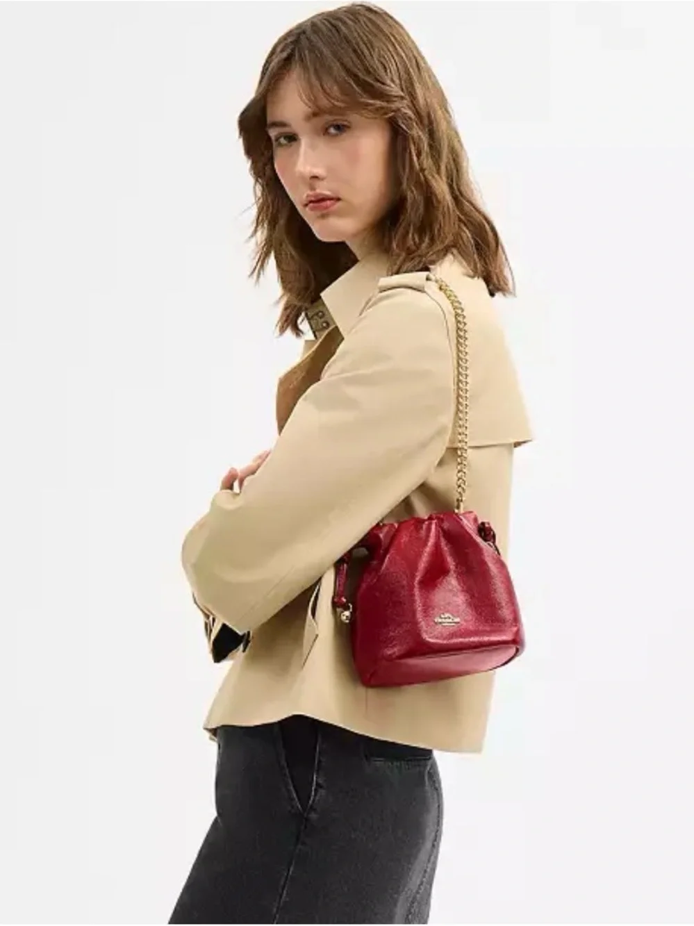 ❤️COACH NWT Mini Faye Cardinal Red Crinkle Cut Leather Drawstring Bag/Gold Chain